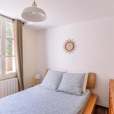 Appartement 6 Personnes En Centre-ville Et Piscine